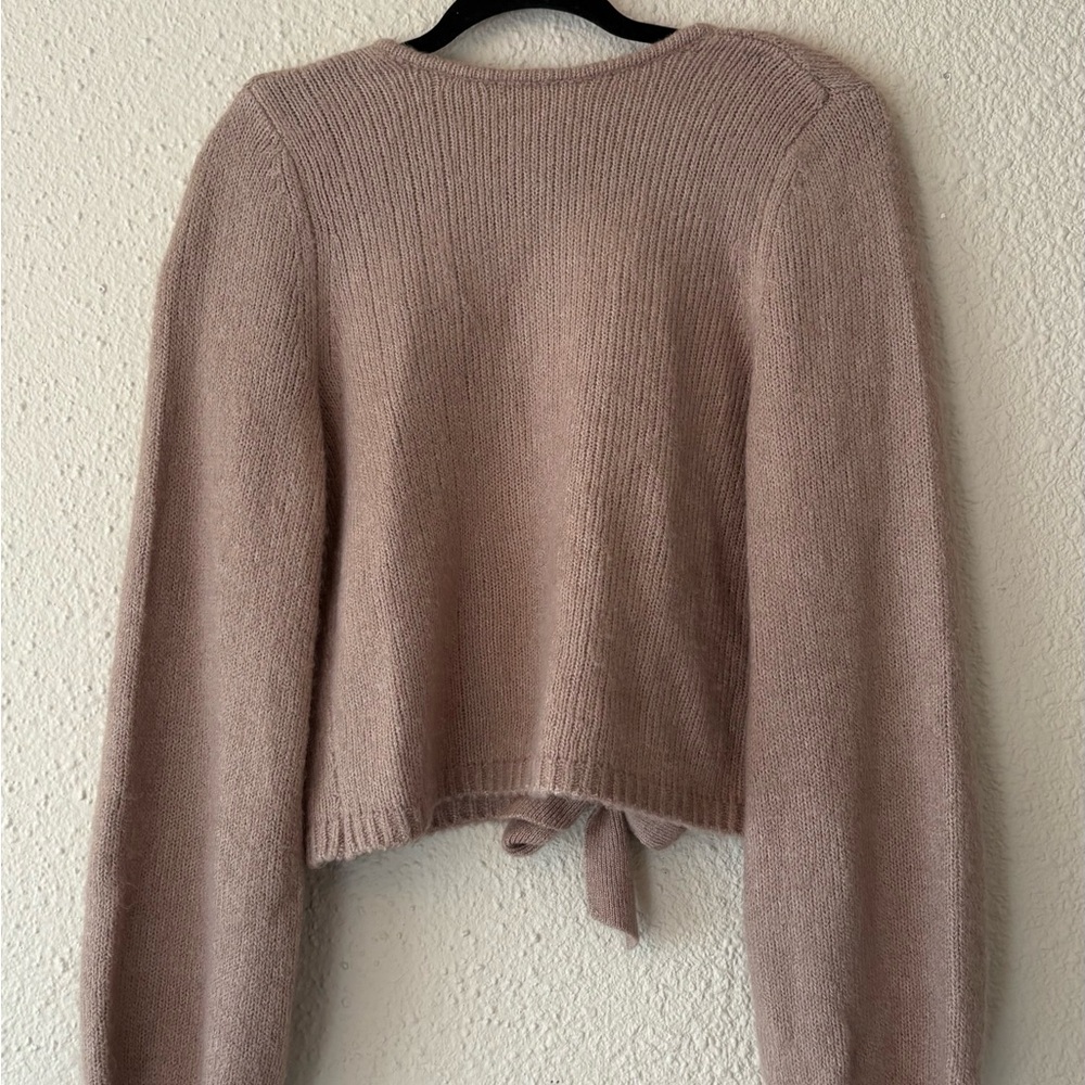 Backless Abercrombie sweater